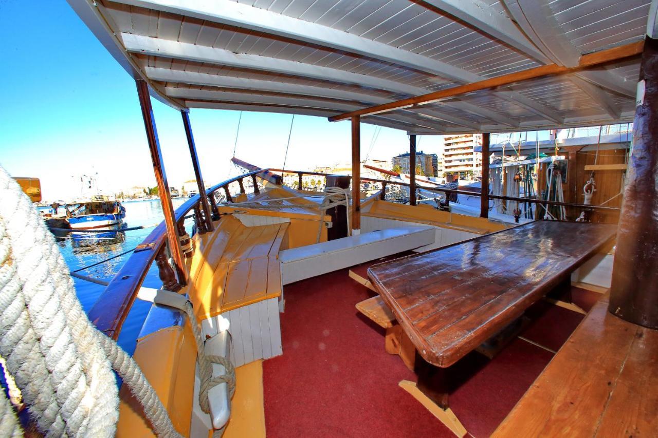 Rhythm Floating Hostel - Zadar Exterior foto